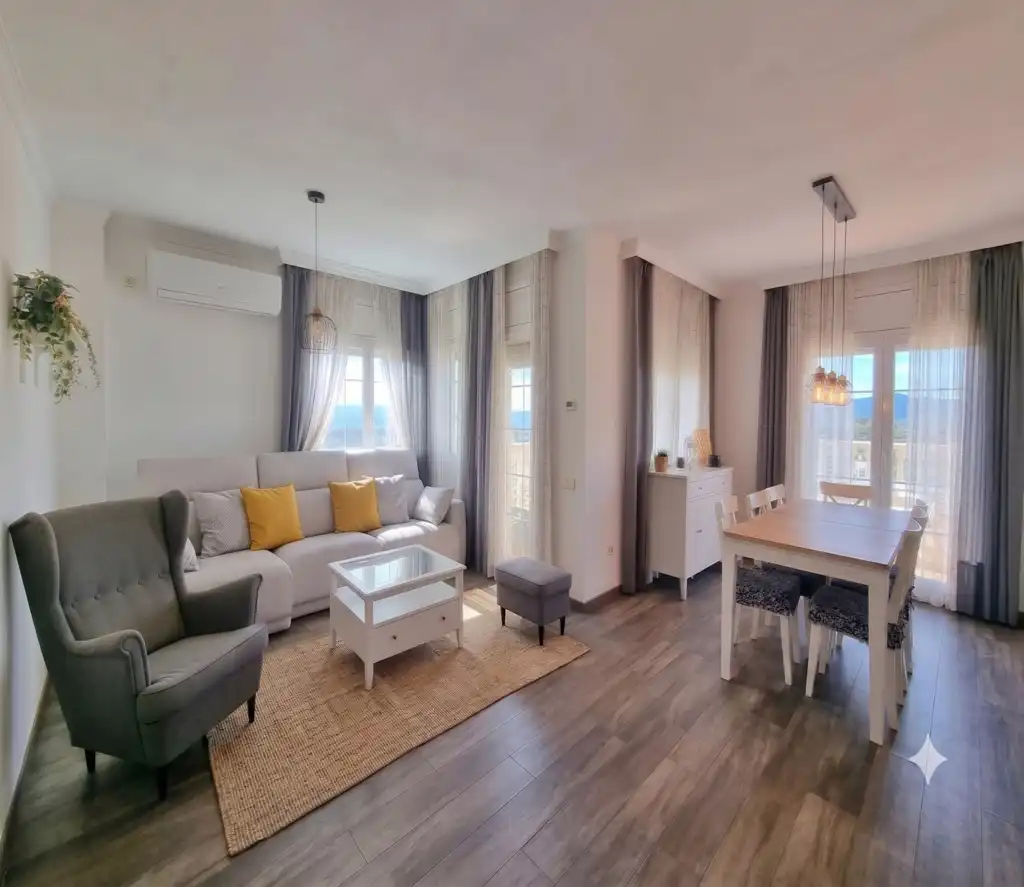 Sala d'estar de Casa o xalet en venda en Terrassa amb Aire condicionat, Jardí privat i Terrassa