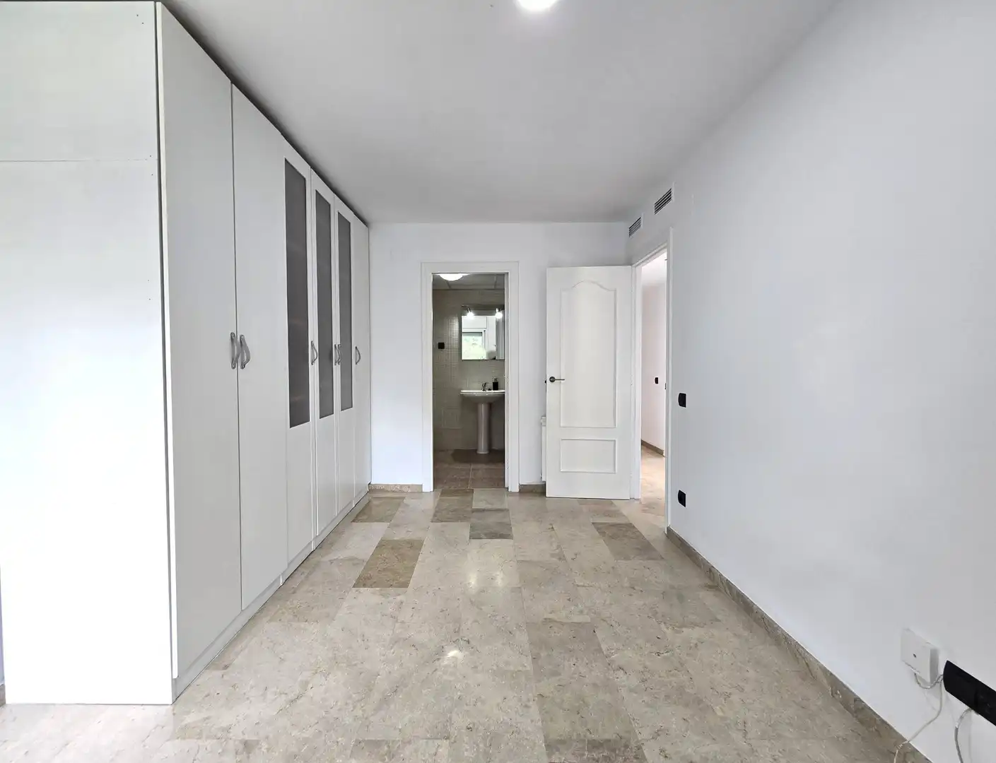 Badezimmer von Wohnung zum Verkauf in Reus mit Klimaanlage, Heizung und Terrasse