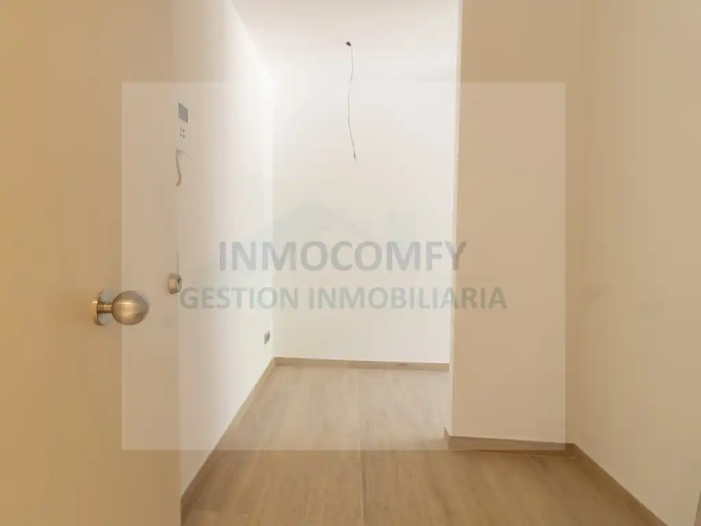 Piso con ascensor en venta en Calle De La Torre Mora 33, imagen 35