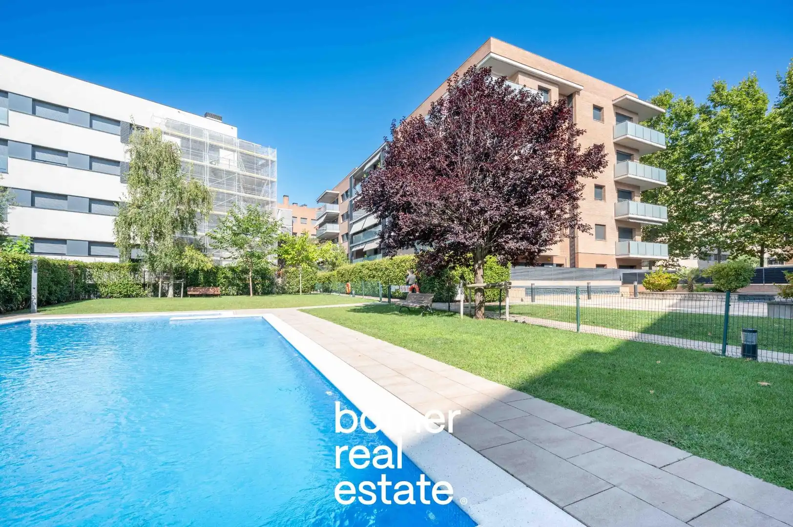 Vista exterior de Pis en venda en Sant Cugat del Vallès amb Aire condicionat, Calefacció i Terrassa