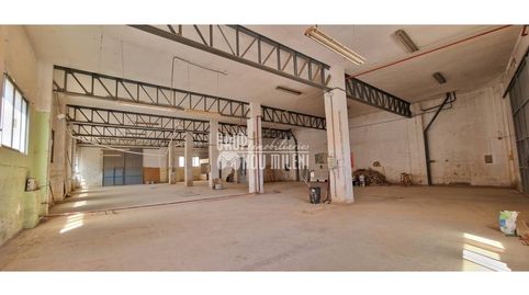 Foto 2 von Fabrikhallen zum Verkauf in Benetússer, Valencia