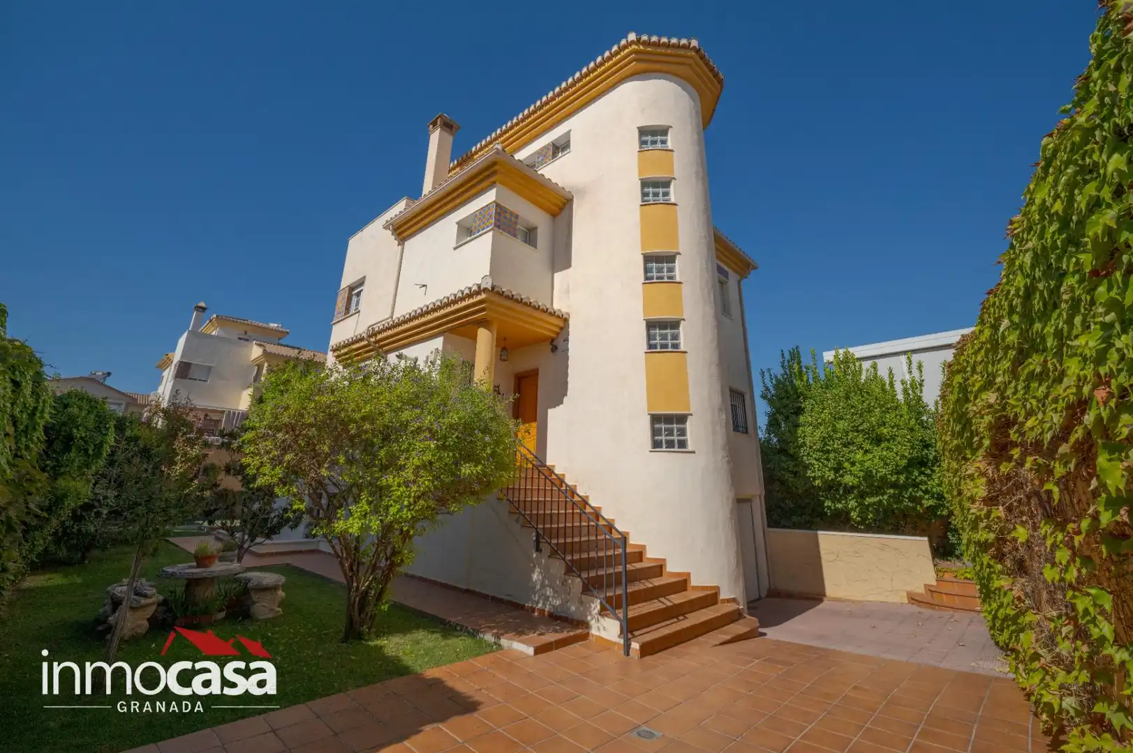 Villa con piscina in vendita a Peligros, imagen 2
