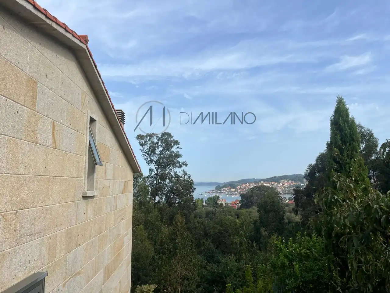 Vista exterior de Casa o chalet en venta en Cangas  con Calefacción, Jardín privado y Terraza