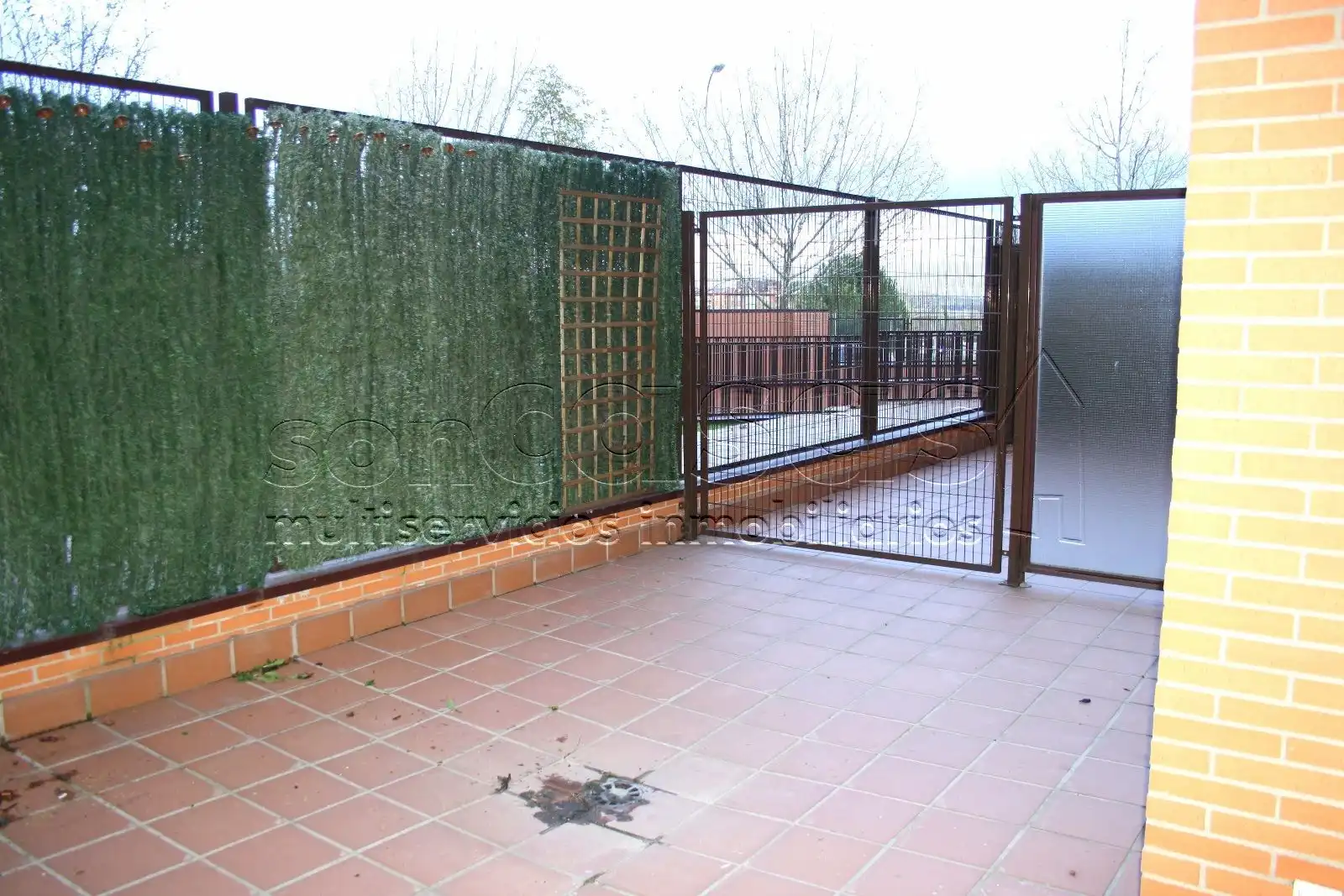 Jardí de Apartament en venda en Madrid amb Aire condicionat, Calefacció i Jardí privat