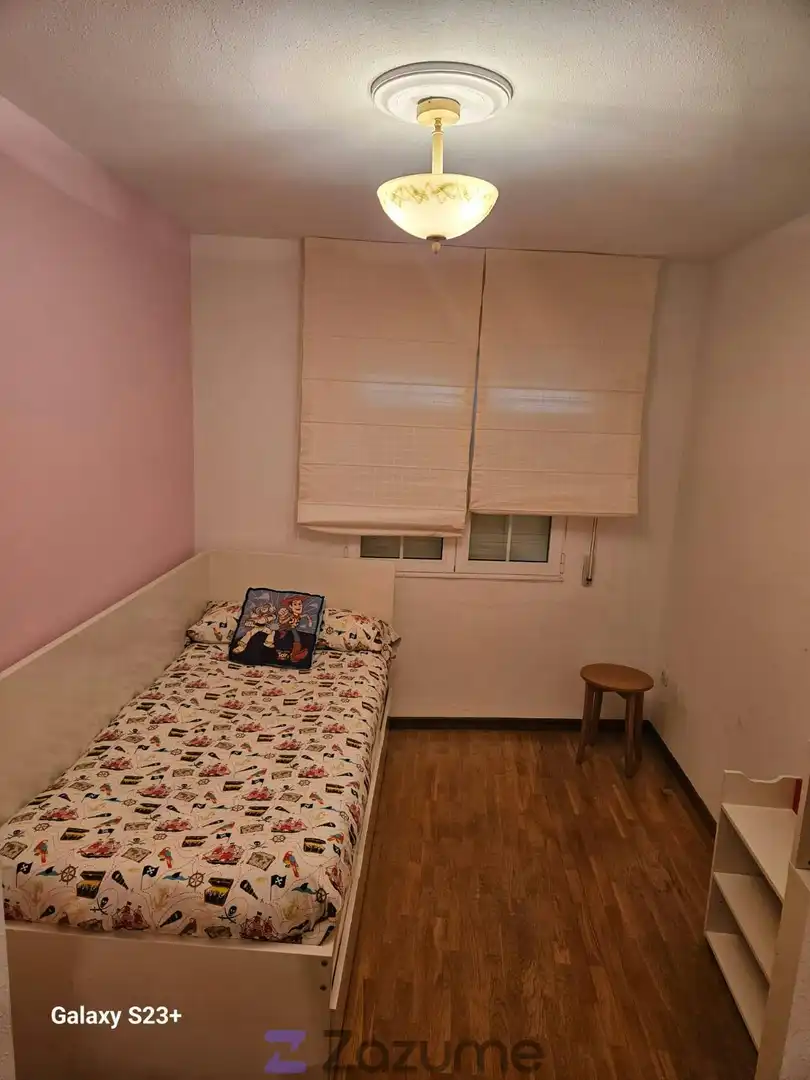 Bedroom of Flat for rent in Cervo, Lugo