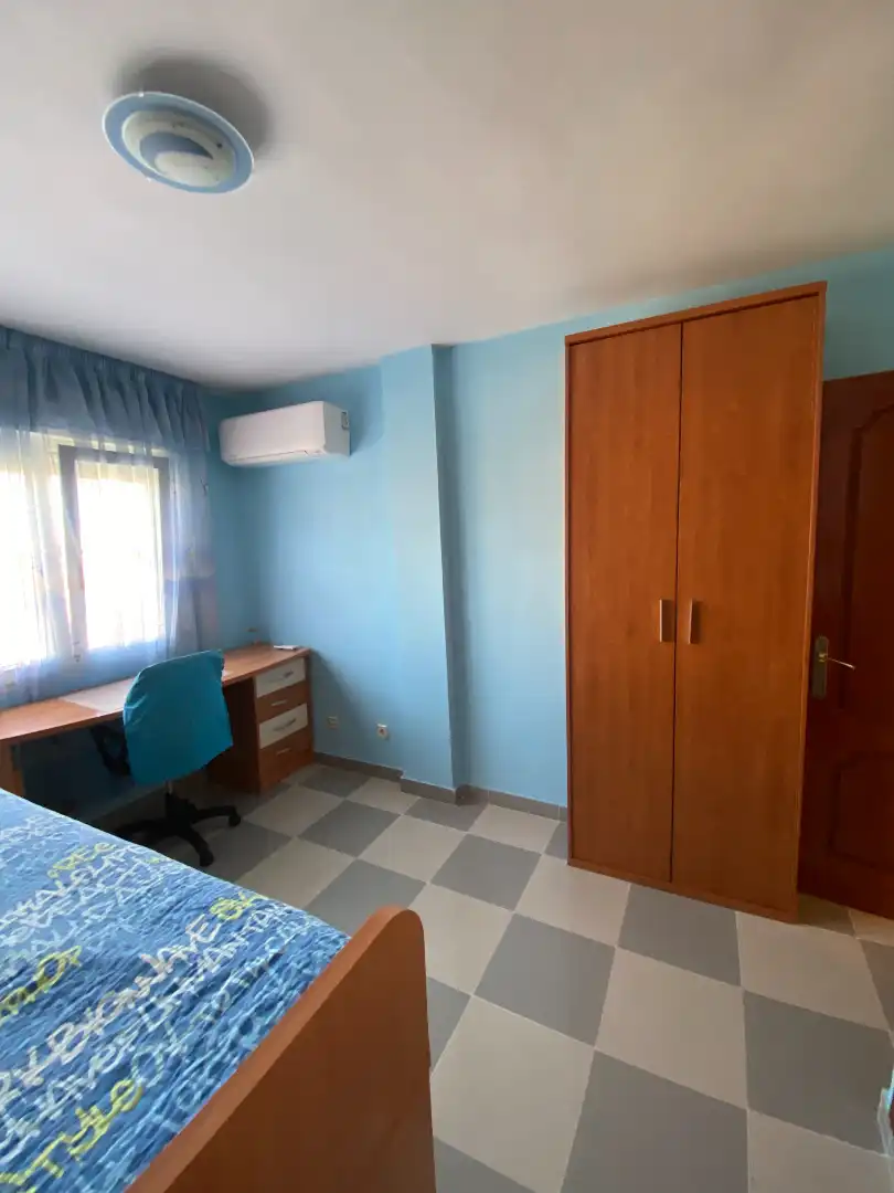 Schlafzimmer von Wohnung zur Miete in Málaga mit Klimaanlage, Terrasse und Möbliert