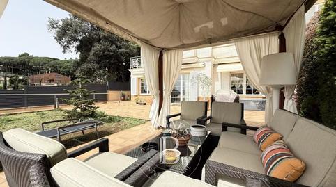 Foto 2 de Casa adosada en venda a Premià de Dalt, Barcelona