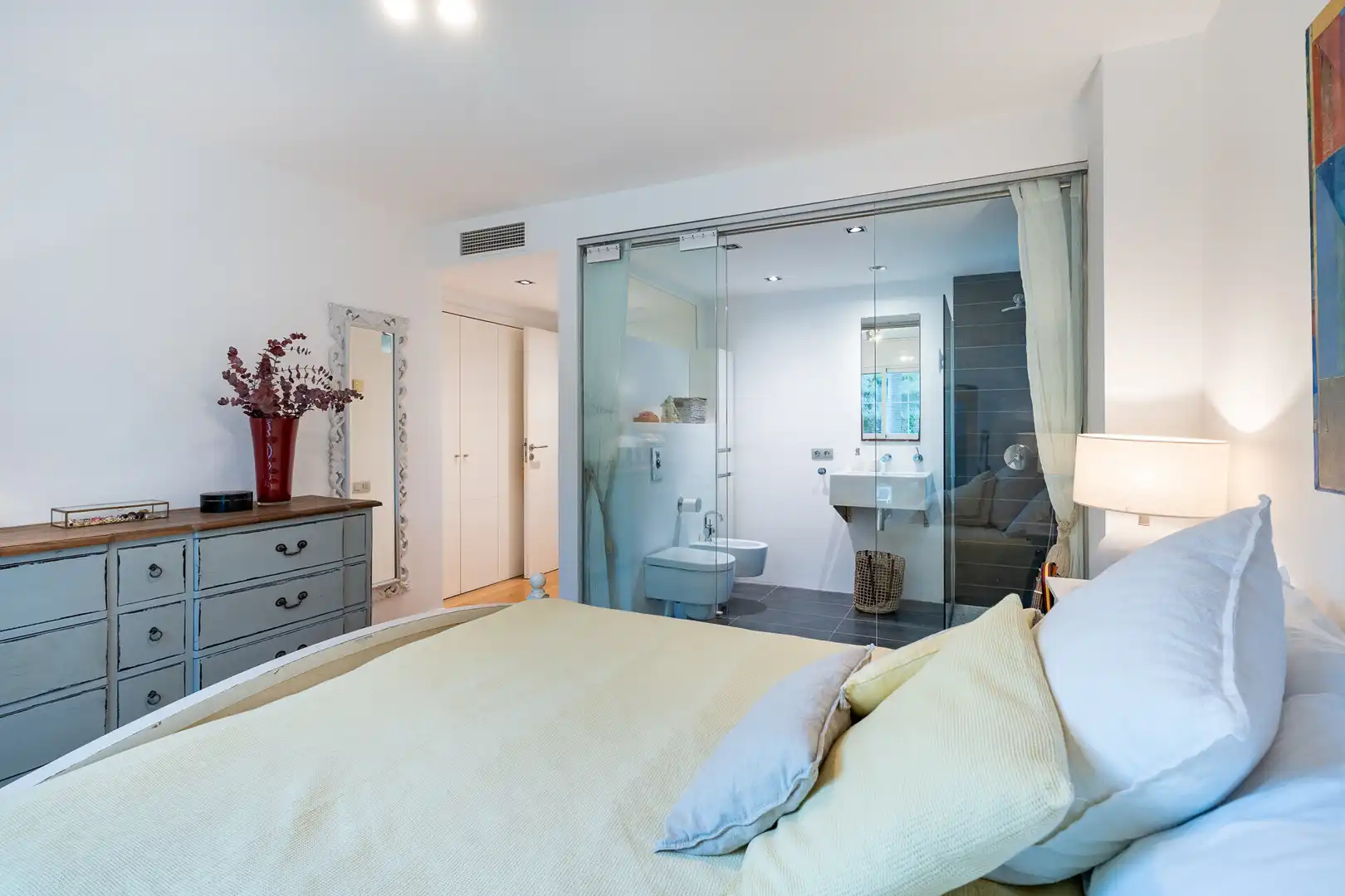 Dormitori de Apartament en venda en  Palma de Mallorca amb Aire condicionat, Terrassa i Piscina comunitària