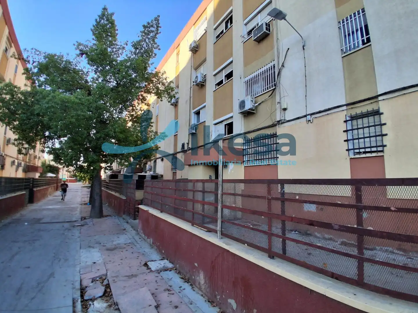 Vista exterior de Piso en venta en Sevilla