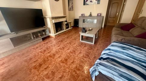 Foto 5 de Casa adosada en venta en Passeig de L'estació, Sant Esteve Sesrovires, Barcelona