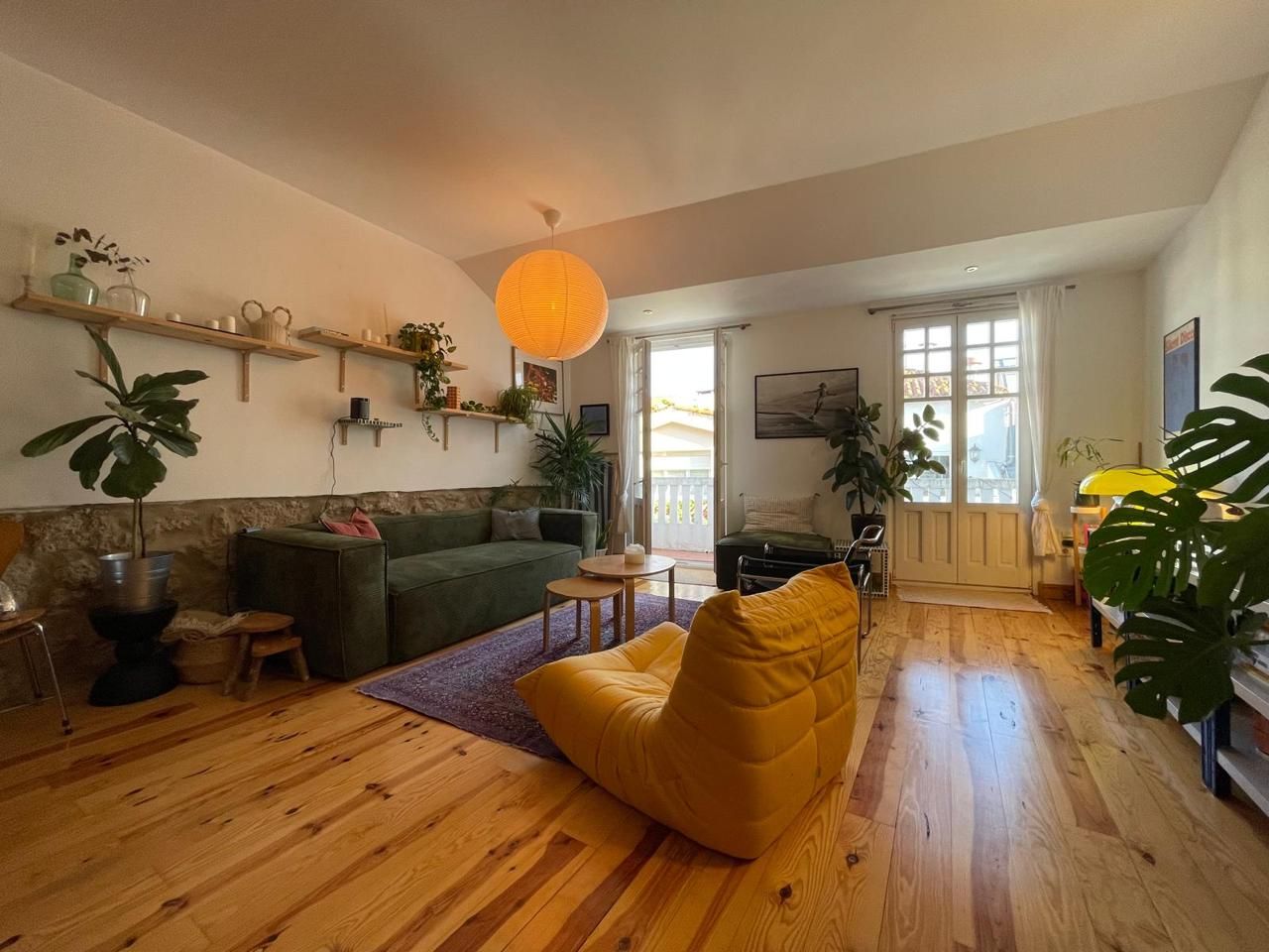 Living room of Flat to rent in A Coruña Capital   with Heating, Parquet flooring and Furnished