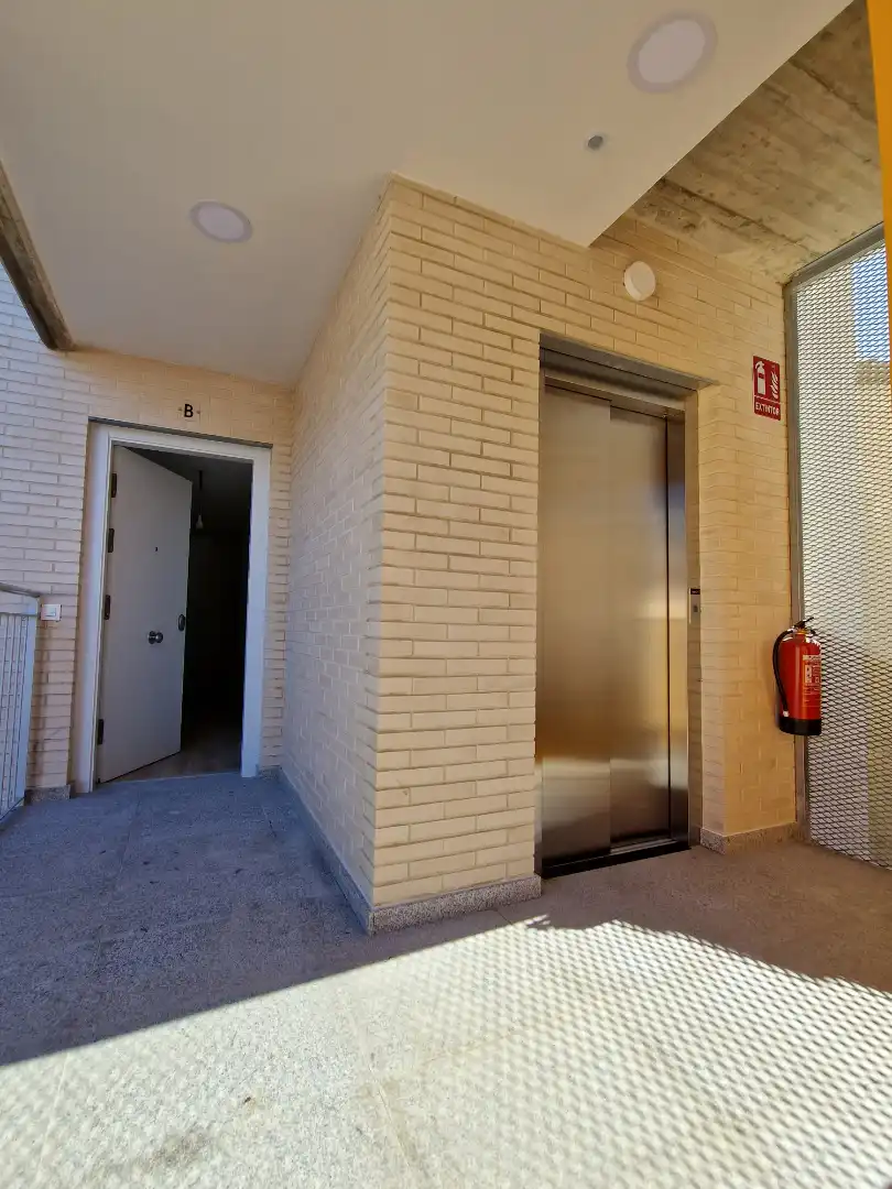 Flat for sale in Zaragoza  with Air Conditioner, Heating and Parquet flooring