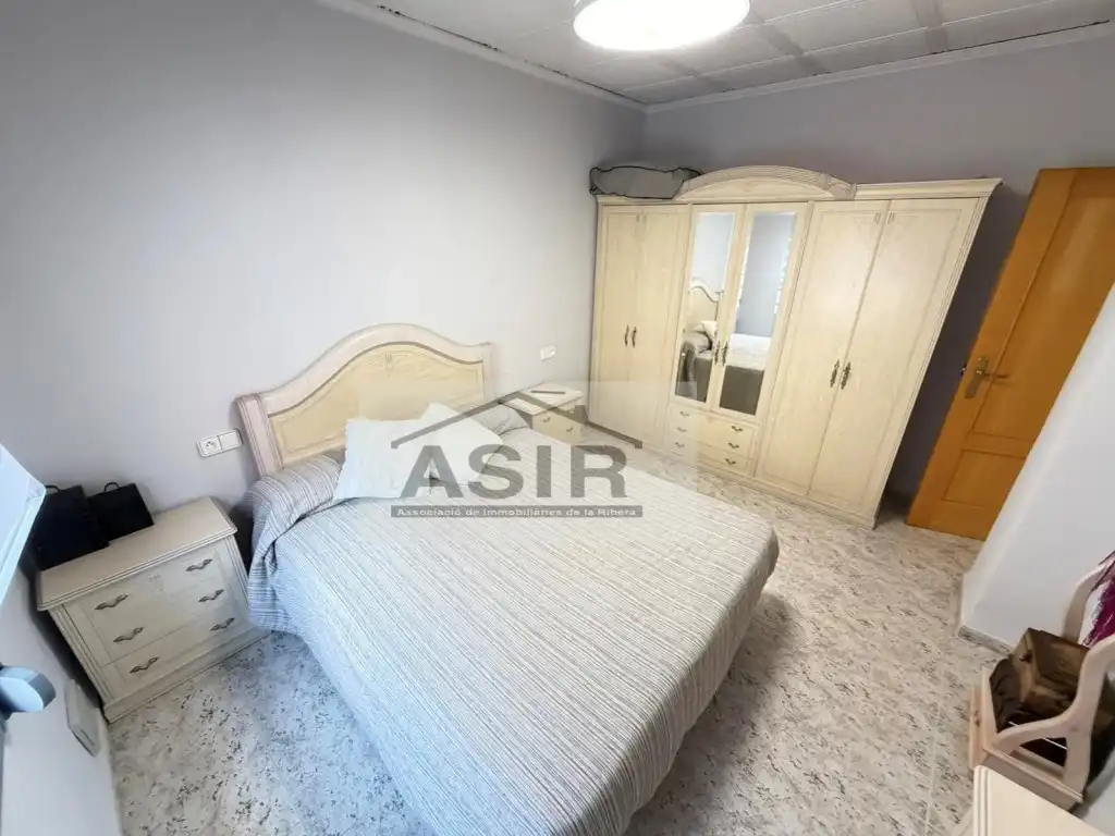 Dormitori de Casa o xalet de lloguer en Alzira amb Aire condicionat i Terrassa
