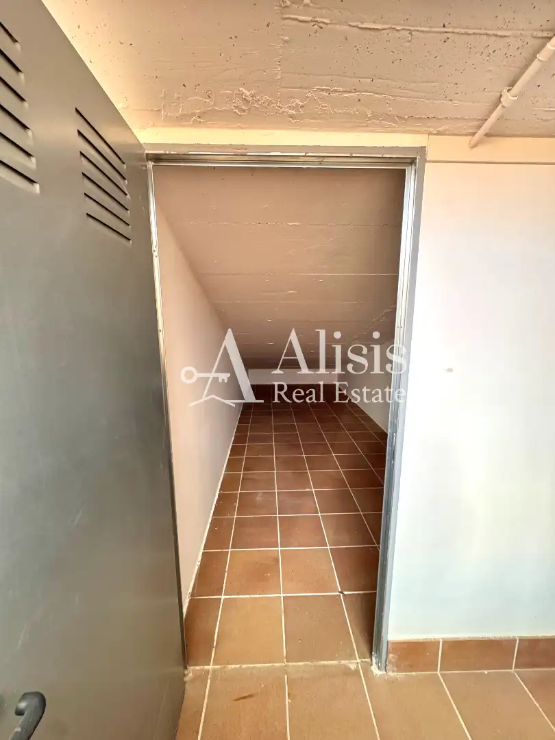 Parking de Oficina de alquiler en Molins de Rei, Barcelona