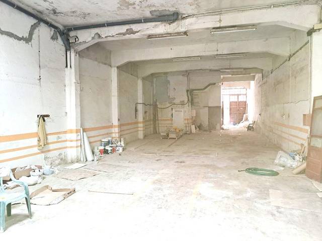 Local comercial en Alquiler en Rúa Eugenio Carré Aldao en Os Mallos