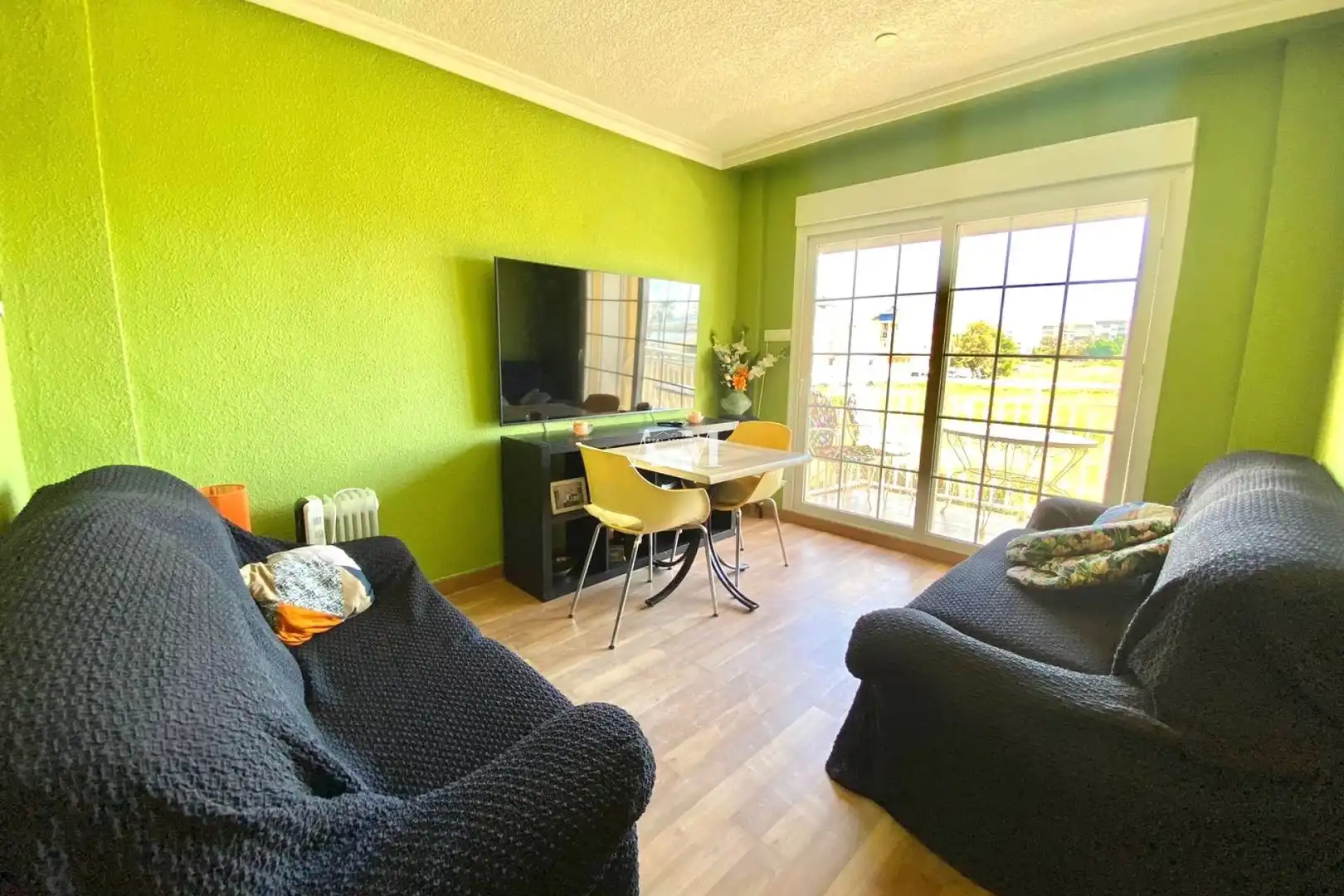Living room of Apartments for rent in Torrevieja  with Terrace, Furnished and Oven