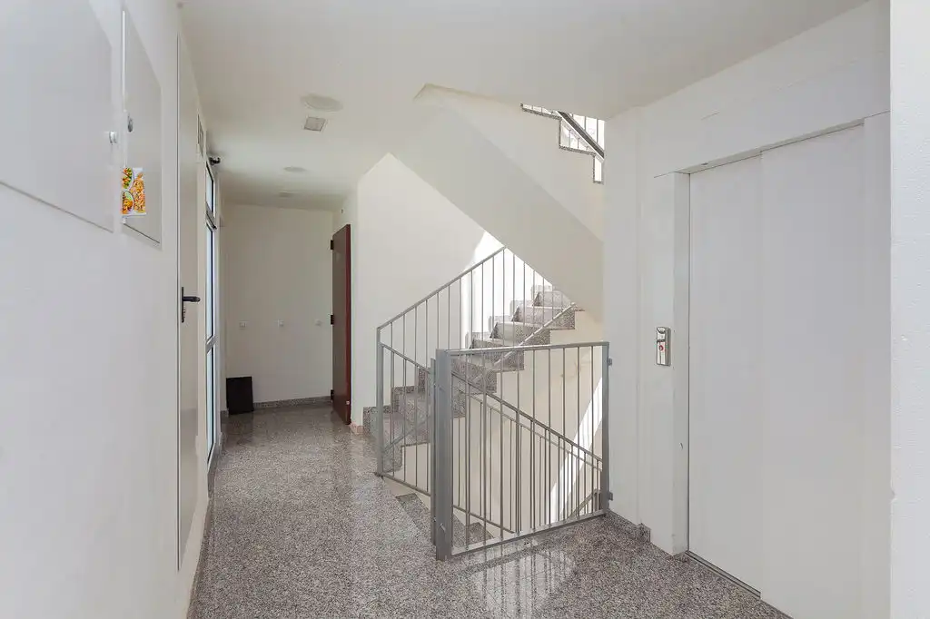 Piso con ascensor en venta en C/ Plus Ultra - Conjunto Res Grupo Simancas -, imagen 21