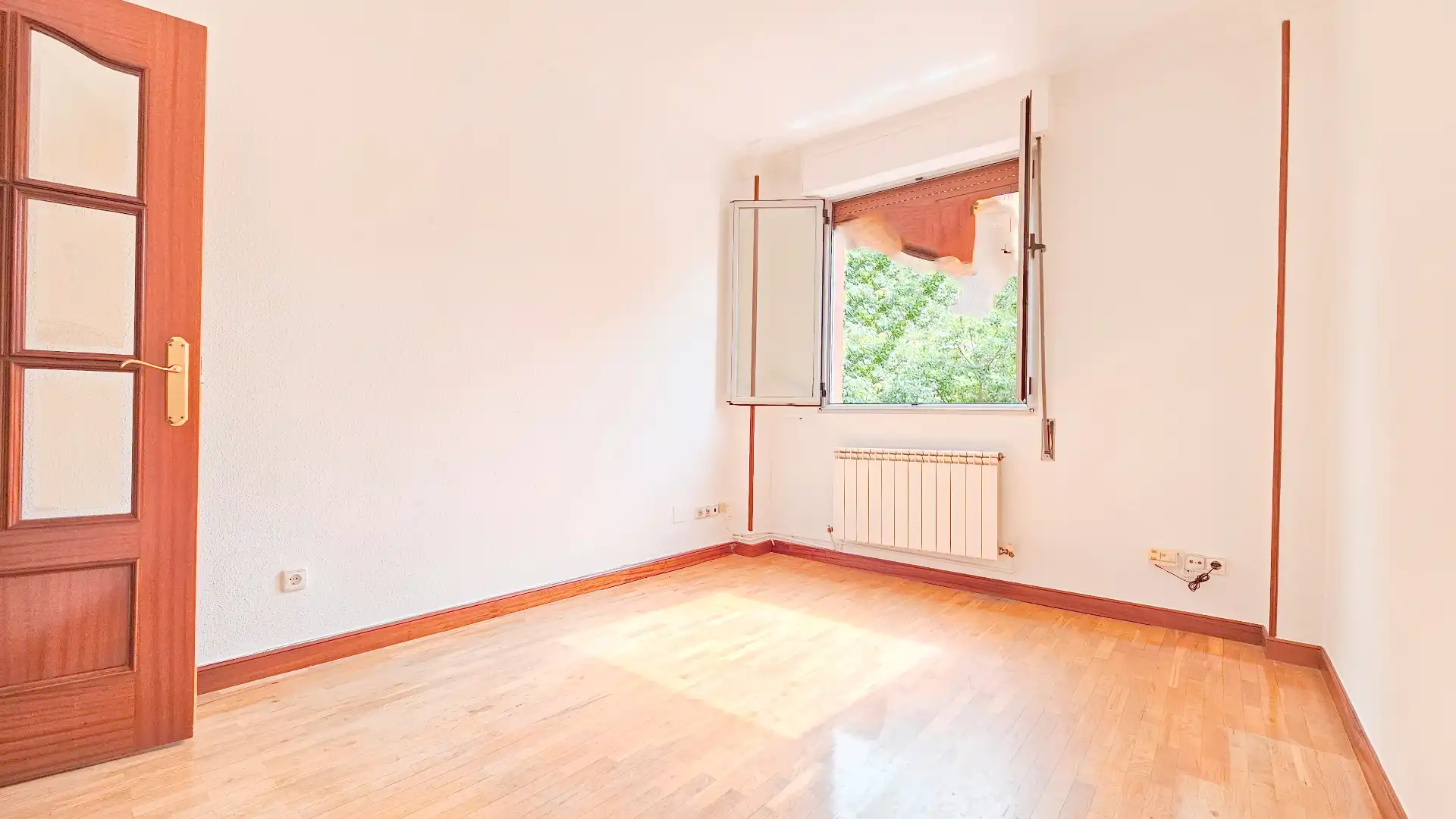 Habitación de Piso en venta en Vitoria - Gasteiz con Calefacción, Parquet y Trastero