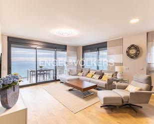 Living room of Apartment for sale in Mataró  with Air Conditioner, Heating and Parquet flooring