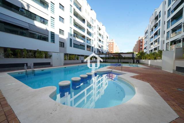 Piso en Venta en Calle BAILARIN JOSE ESPADERO en Garbinet - Parque de las Avenidas