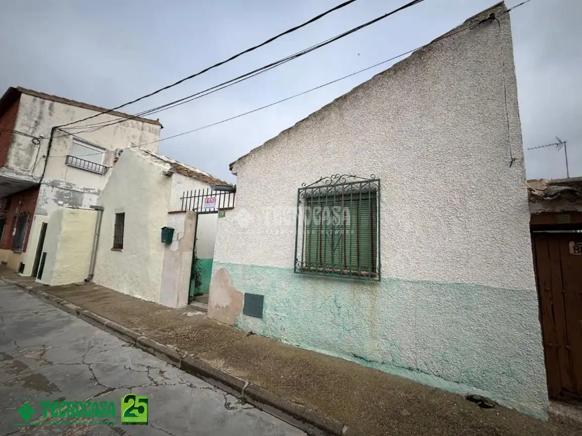 Vista exterior de Casa o chalet en venta en Las Ventas Con Peña Aguilera con Calefacción y Jardín privado