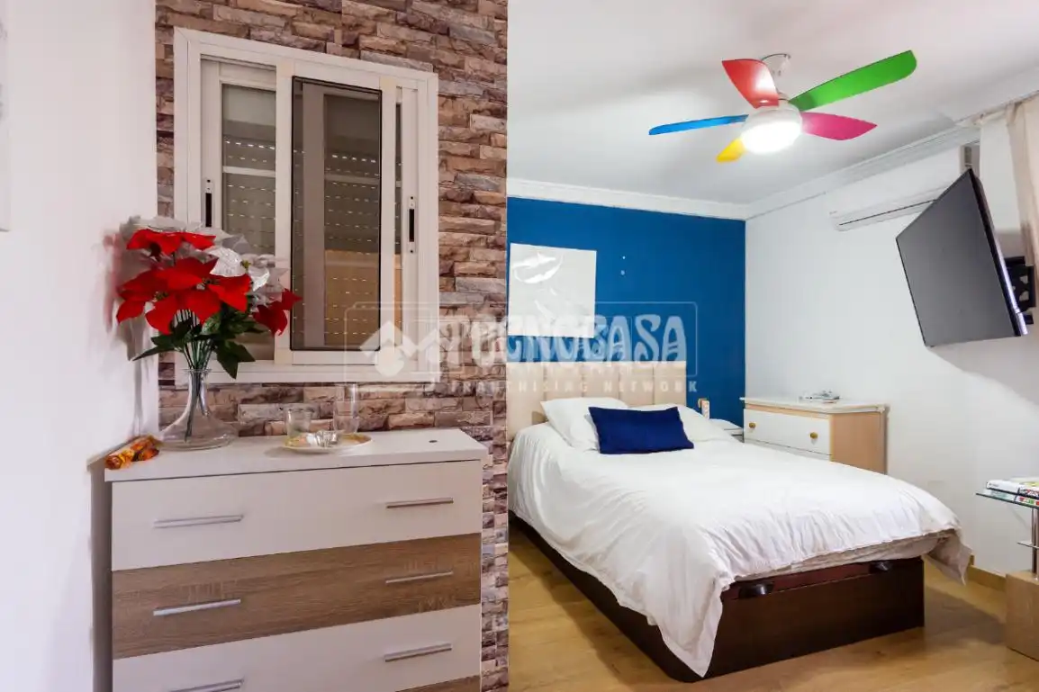 Habitación de Piso en venta en Vélez-Málaga con Aire acondicionado, Calefacción y Balcón