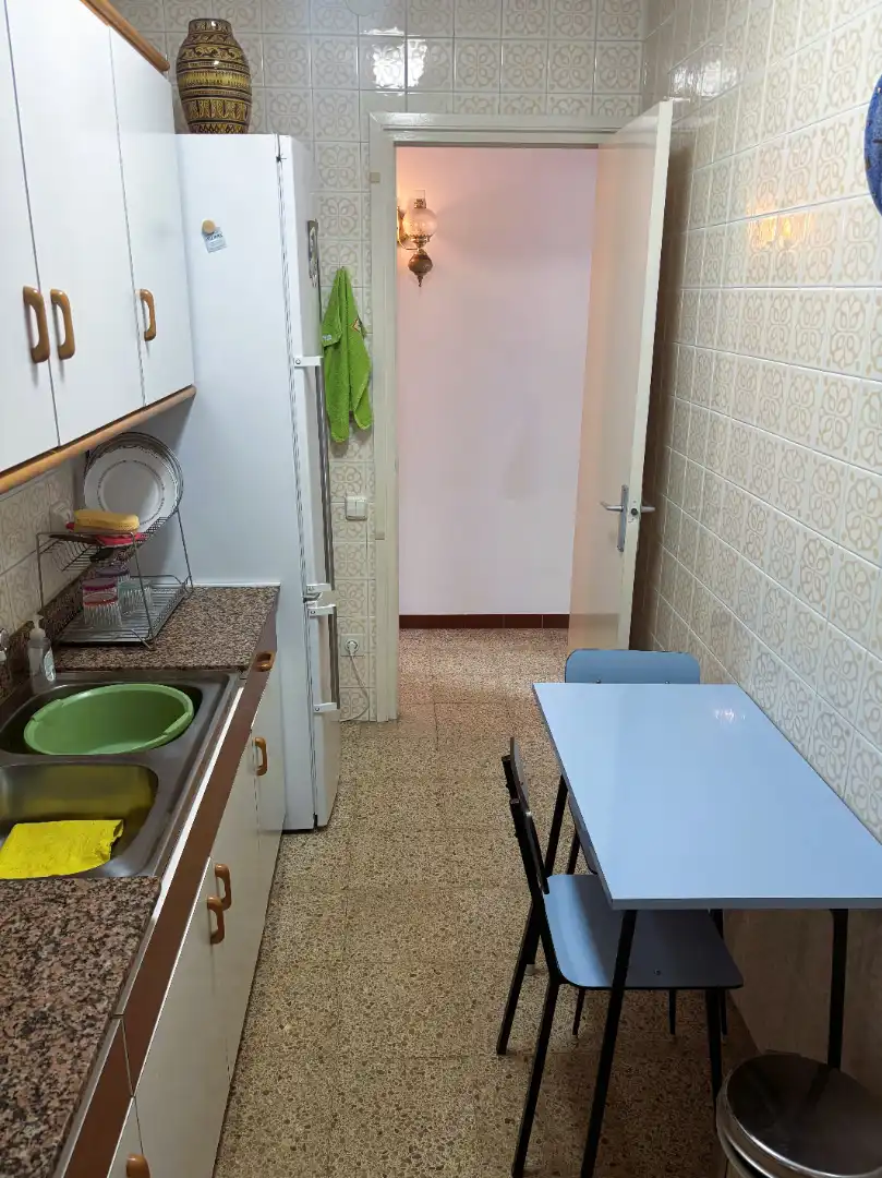 Kitchen of Flat for sale in L'Hospitalet de Llobregat  with Air Conditioner, Furnished and Oven