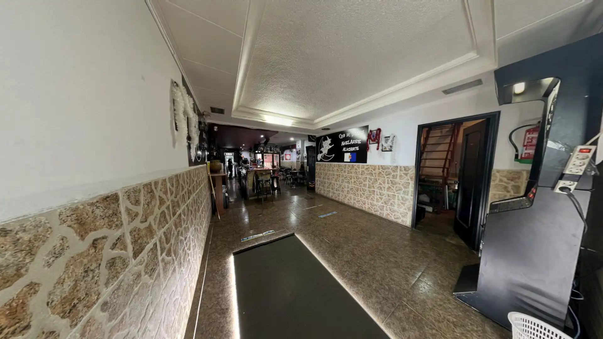 Gewerbefläche zum Verkauf in Calle Marta Barrié, imagen 4