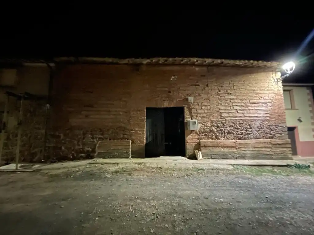 Local en venta en Avenida de La Rioja, 11, Alesanco