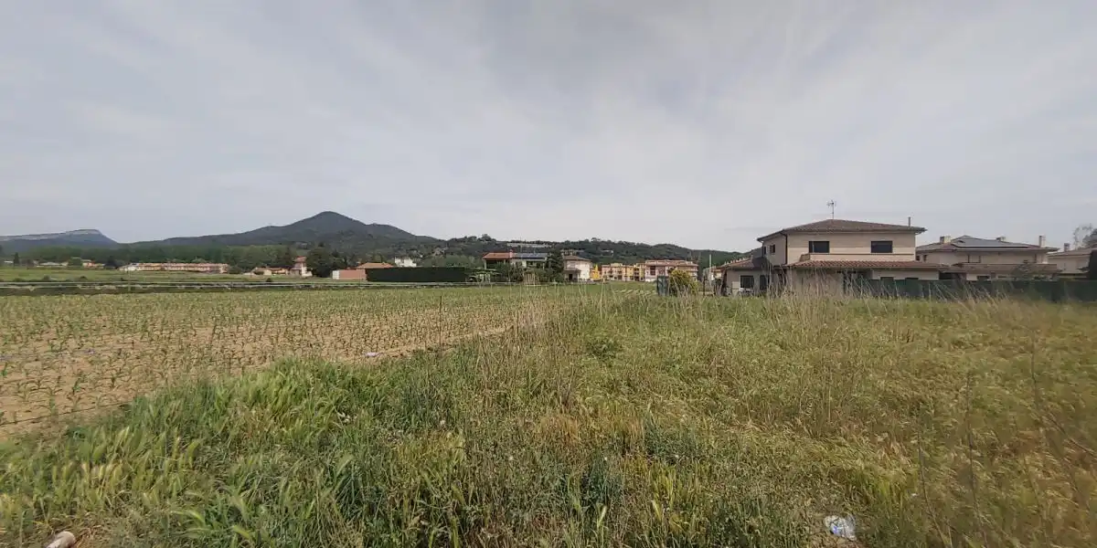 Terreny residencial en venda a Bescanó, imagen 9