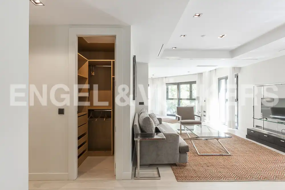 Flat with terrace to rent in Almagro, imagen 13