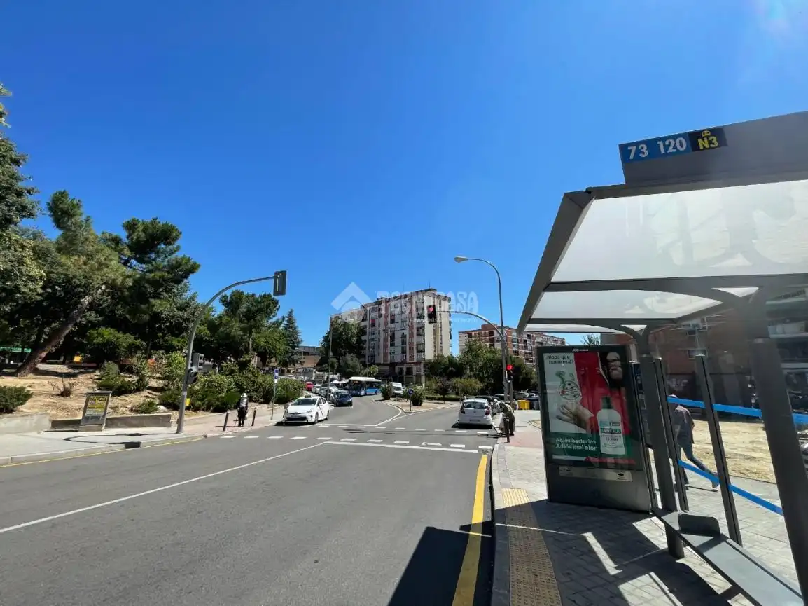 Vista exterior de Estudio en venta en Madrid con Calefacción y Terraza