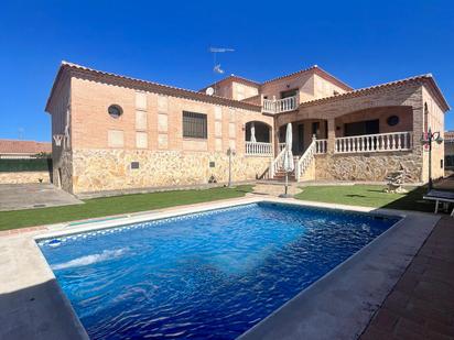 Swimming pool of House or chalet for sale in Argés  with Terrace, Swimming Pool and Balcony