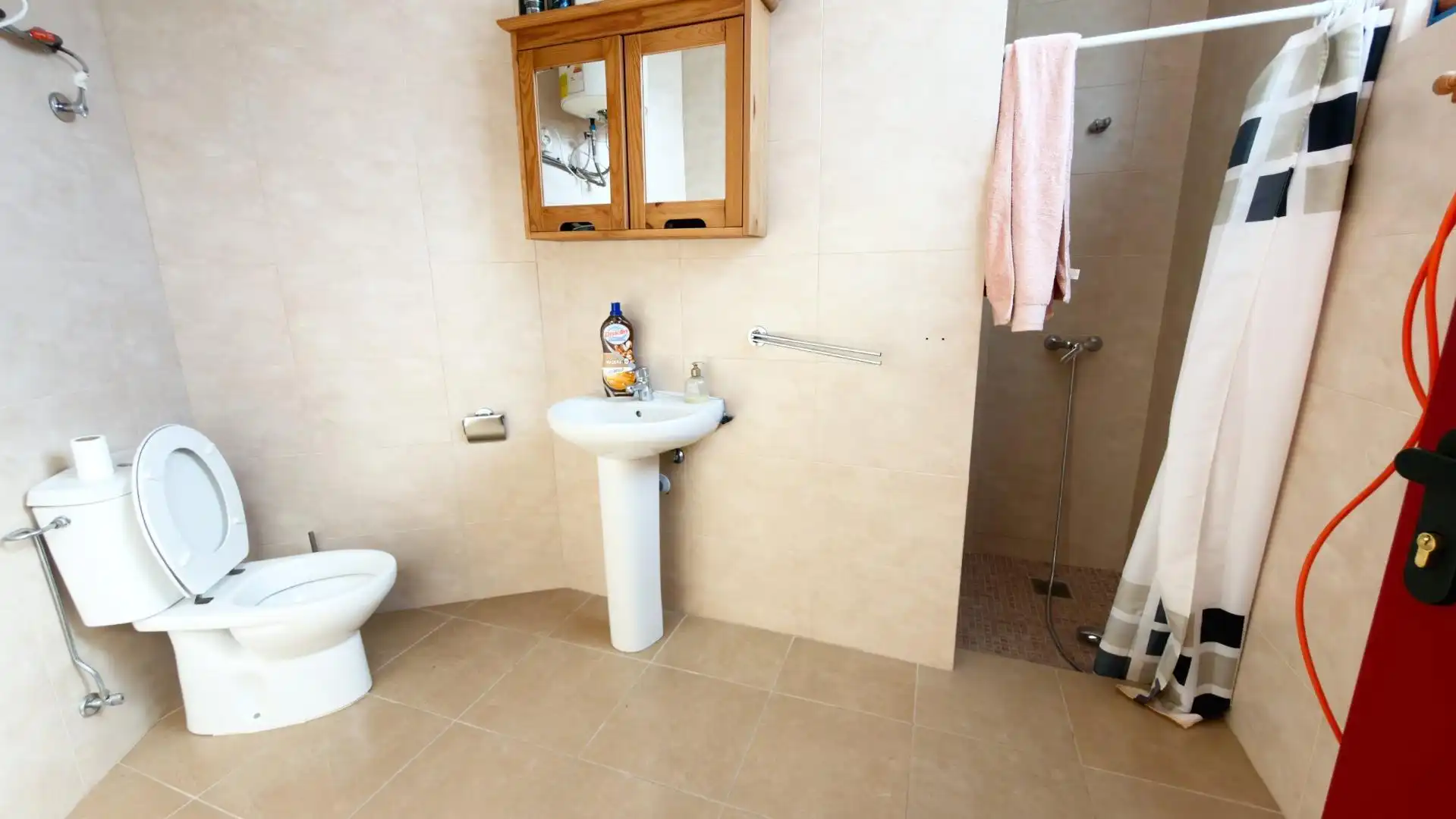 Bathroom of Industrial buildings for sale in Benidorm