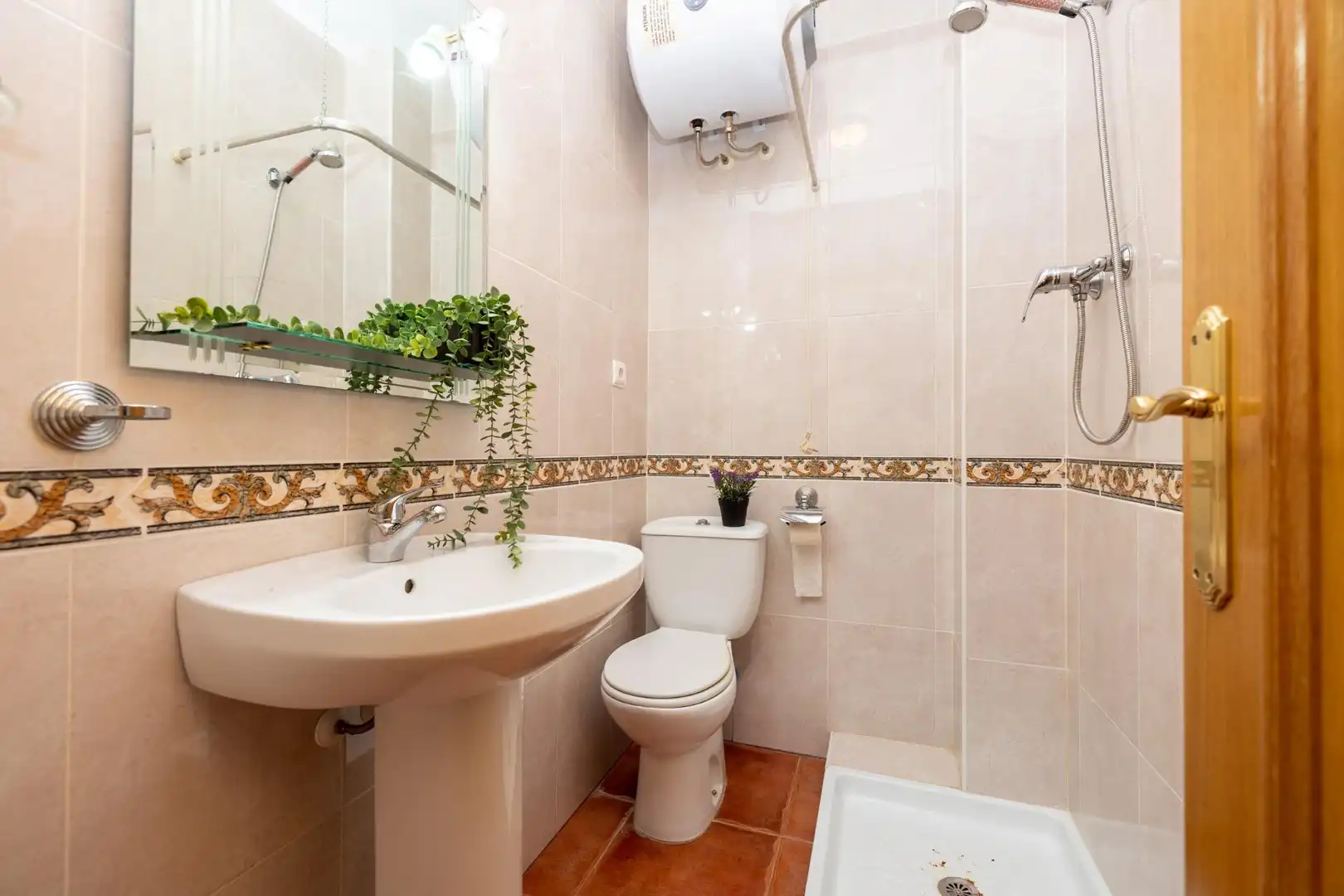 Bany de Edifici en venda en Ventas de Huelma