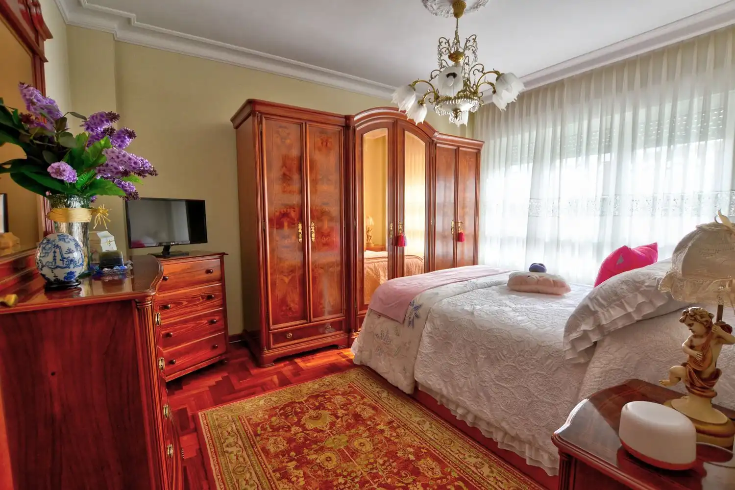 Habitación de Casa o chalet en venta en Avilés con Calefacción, Terraza y Trastero