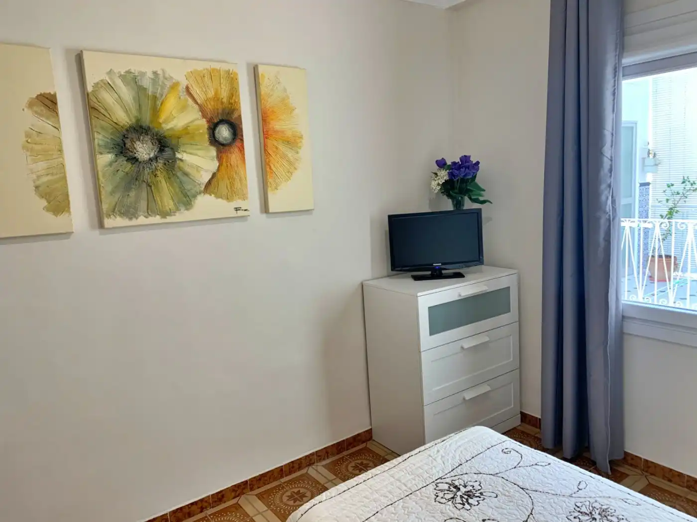 Habitación de Piso de alquiler en Málaga con Aire acondicionado, Calefacción y Amueblado