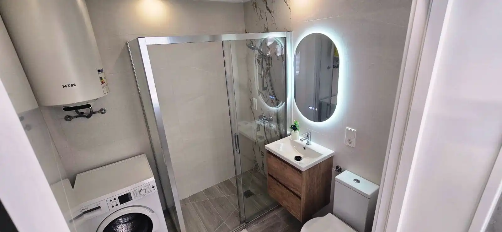 Baño de Piso en venta en Alicante / Alacant con Aire acondicionado, Calefacción y Terraza