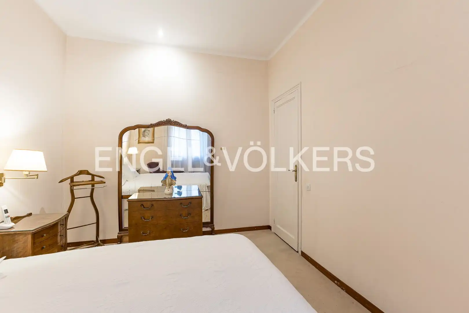 Bedroom of Flat for sale in Barcelona  with Heating and Parquet flooring
