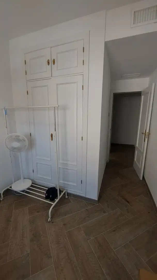 Dormitori de Apartament en venda en Benalmádena amb Aire condicionat, Terrassa i Traster