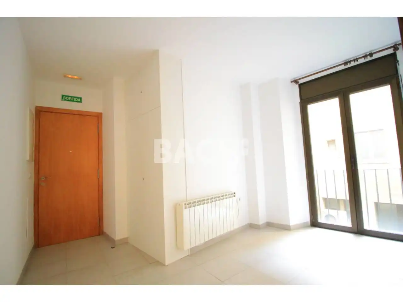 Ufficio con ascensore in affitto a Plaza Canonge Collell, imagen 7