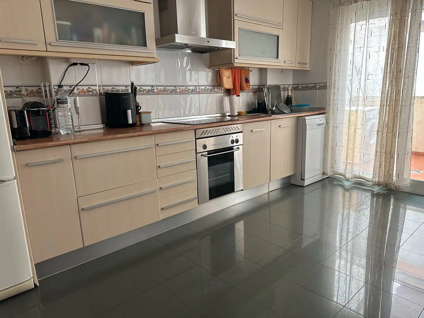 Cuina de Casa o xalet de lloguer en Cartagena amb Aire condicionat, Terrassa i Balcó