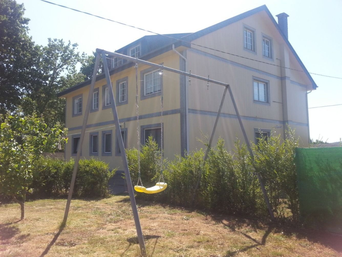 Vista exterior de Casa o xalet en venda en Santiago de Compostela  amb Calefacció, Parquet i Traster