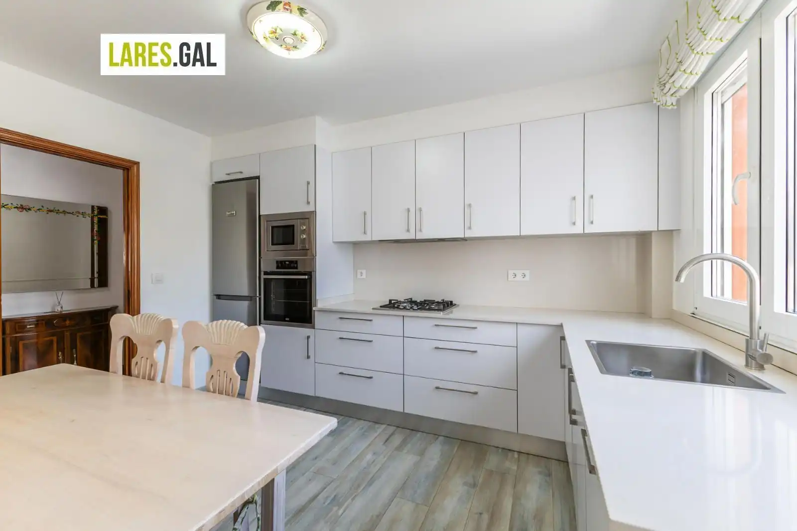 Küche von Wohnung zum Verkauf in Cangas  mit Heizung und Terrasse