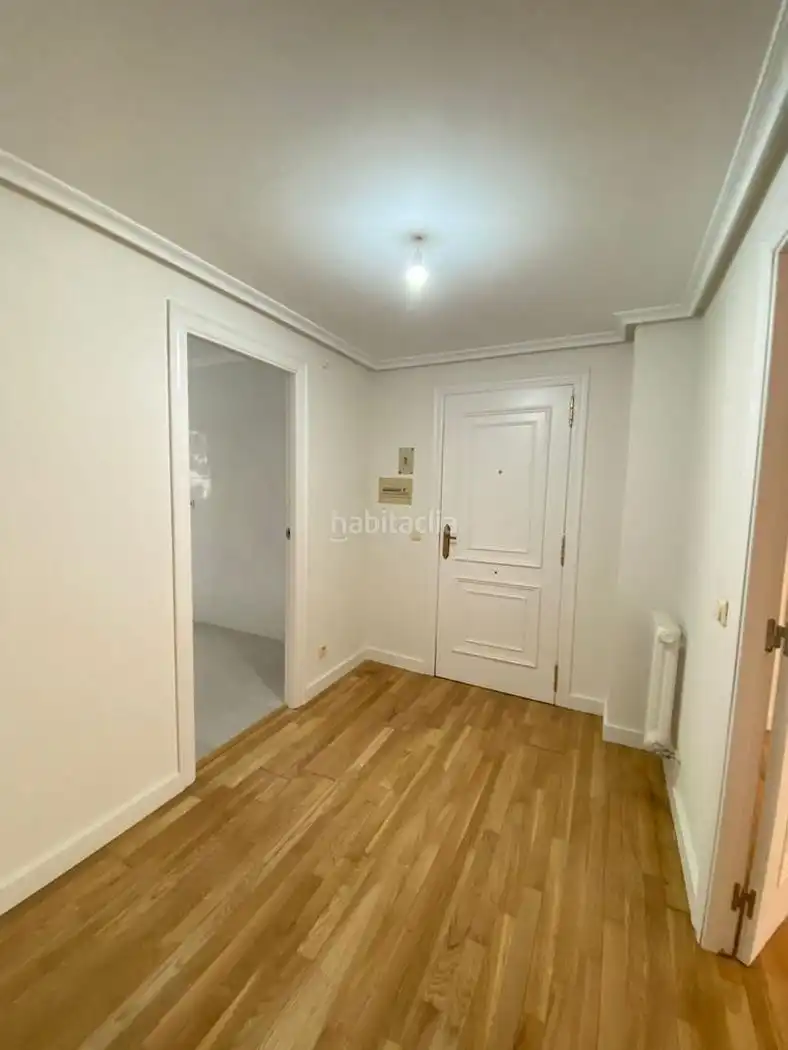 Pis amb ascensor de lloguer a Avenida del Alcalde Miguel Castaño 18D, imagen 5