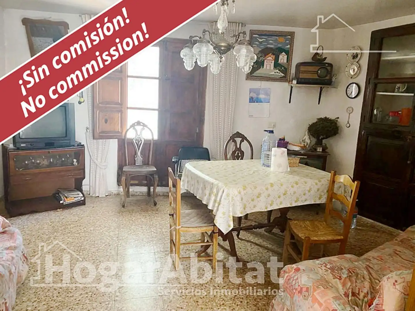 Dormitori de Casa o xalet en venda en Pavías amb Terrassa, Moblat i Balcó