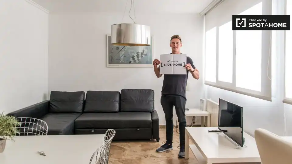 Living room of Flat for rent in Valencia  with Air Conditioner, Heating and Furnished