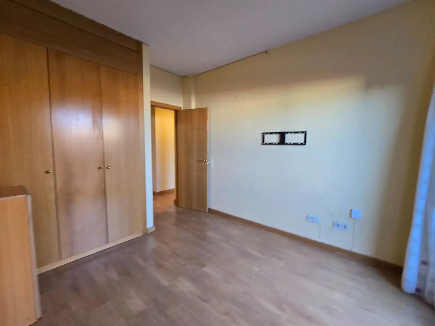 Habitación de Piso en venta en Mondéjar con Calefacción