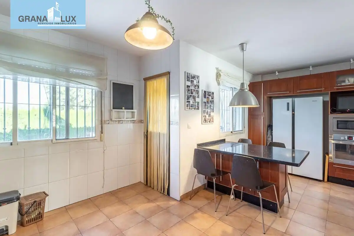 Cocina de Casa o chalet en venta en Vegas del Genil con Aire acondicionado, Calefacción y Terraza
