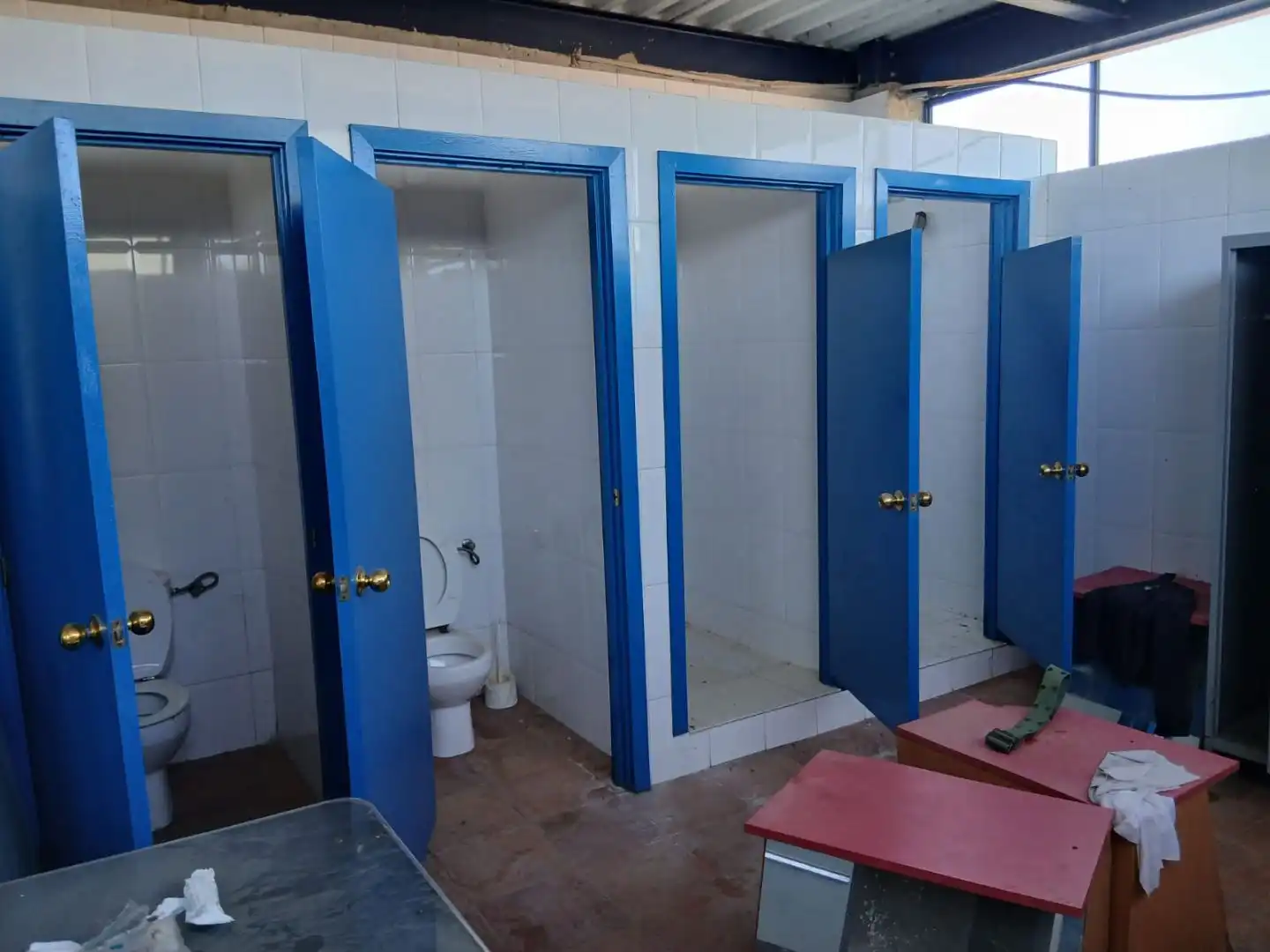 Badezimmer von Fabrik Grundstücke zur Miete in Soses